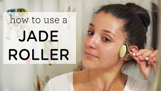 HOW TO USE A JADE ROLLER ‣‣ Reduce Wrinkles amp Eye Bags [upl. by Nesahc]