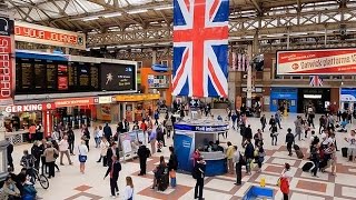 A Walk Through The London Victoria Station London England [upl. by Gilberta]